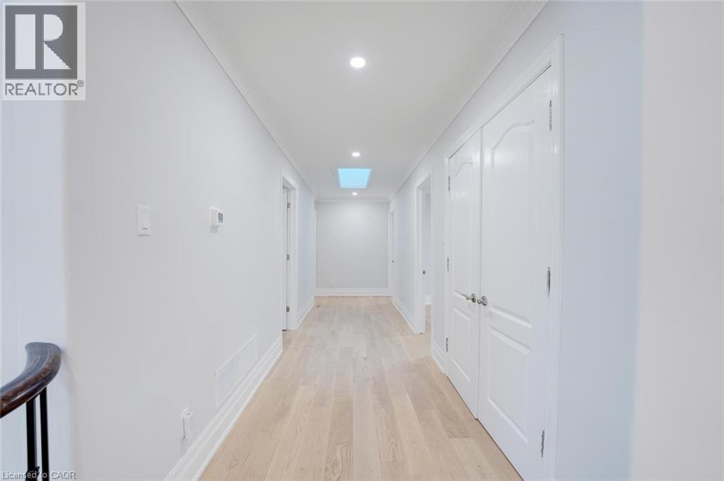 8 Ridgewood Drive, Richmond Hill, Ontario L4E 3M1 - Photo 25 - 40775929