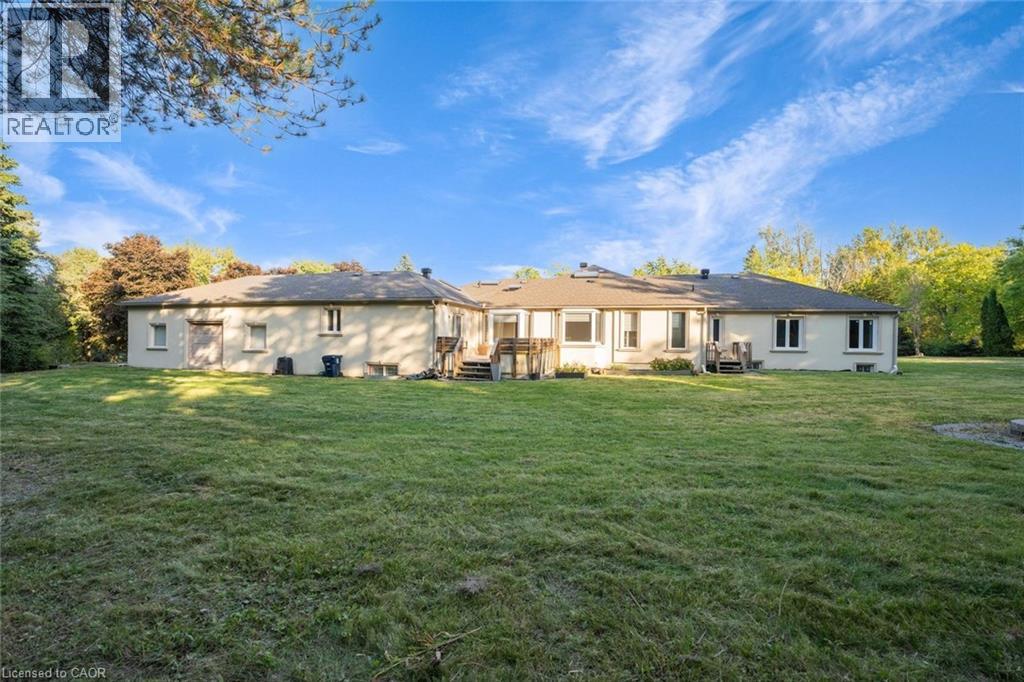 8 Ridgewood Drive, Richmond Hill, Ontario L4E 3M1 - Photo 48 - 40775929