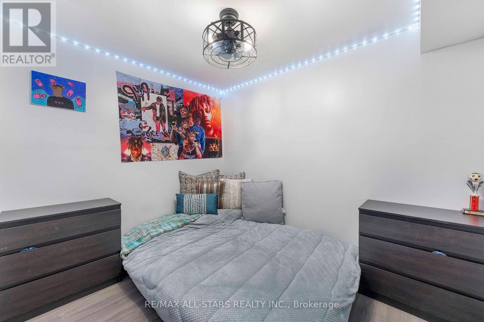 39 Kyle Crescent, Georgina, Ontario  L4P 3P5 - Photo 34 - N12545478