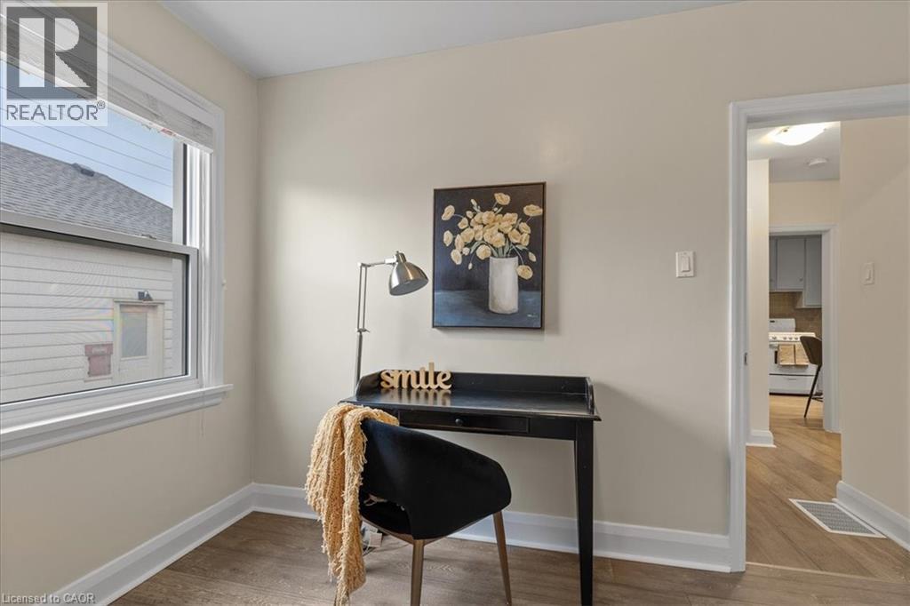 388 Lancaster Street W, Kitchener, Ontario  N2H 4V7 - Photo 12 - 40784392