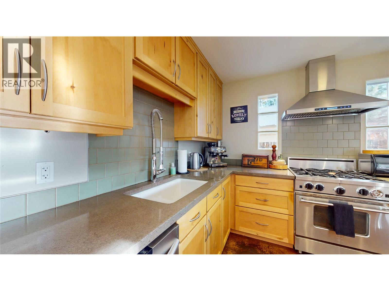 166 304th Avenue, Kimberley, British Columbia V1A 3G6 - Photo 12 - 10369307