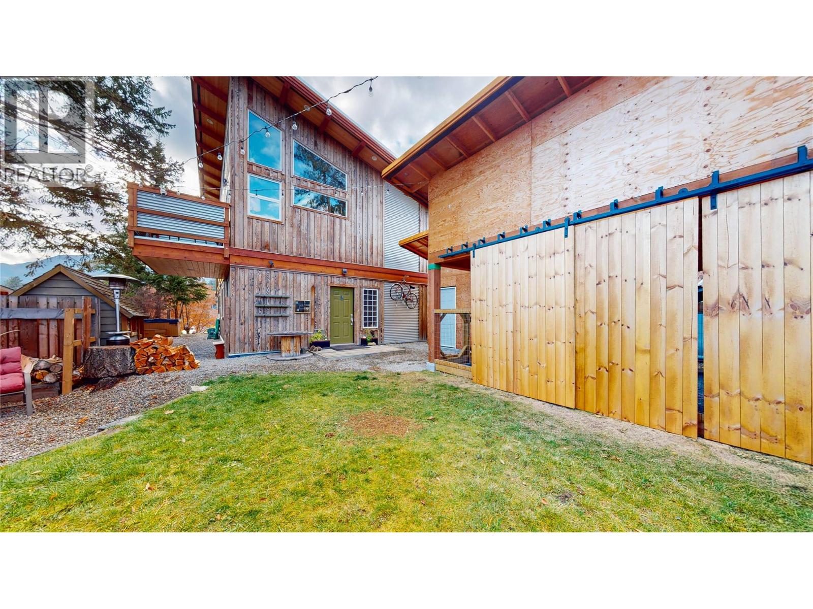 166 304th Avenue, Kimberley, British Columbia V1A 3G6 - Photo 1 - 10369307