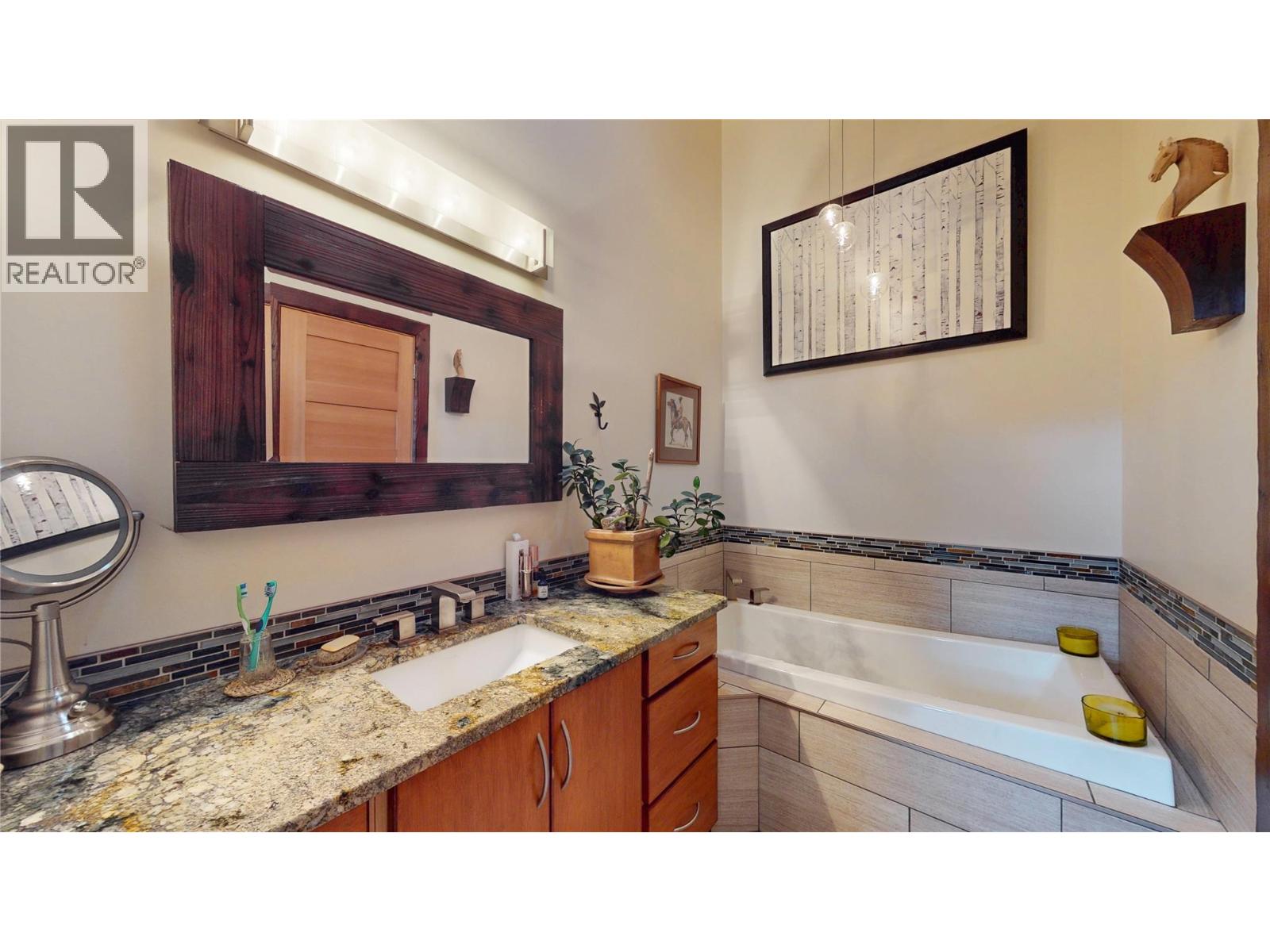 166 304th Avenue, Kimberley, British Columbia V1A 3G6 - Photo 39 - 10369307