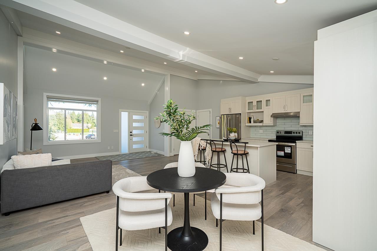 1675 136 Street, Surrey, British Columbia  V4A 4E3 - Photo 2 - R3067272