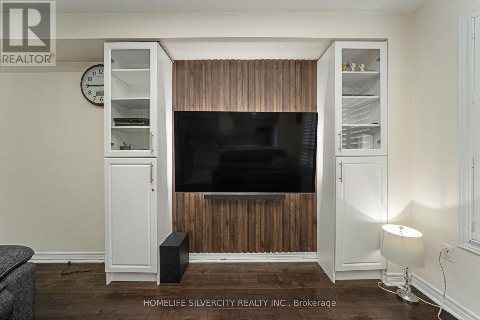 15 Diploma Drive, Brampton, Ontario  L6P 1M3 - Photo 10 - W12525328