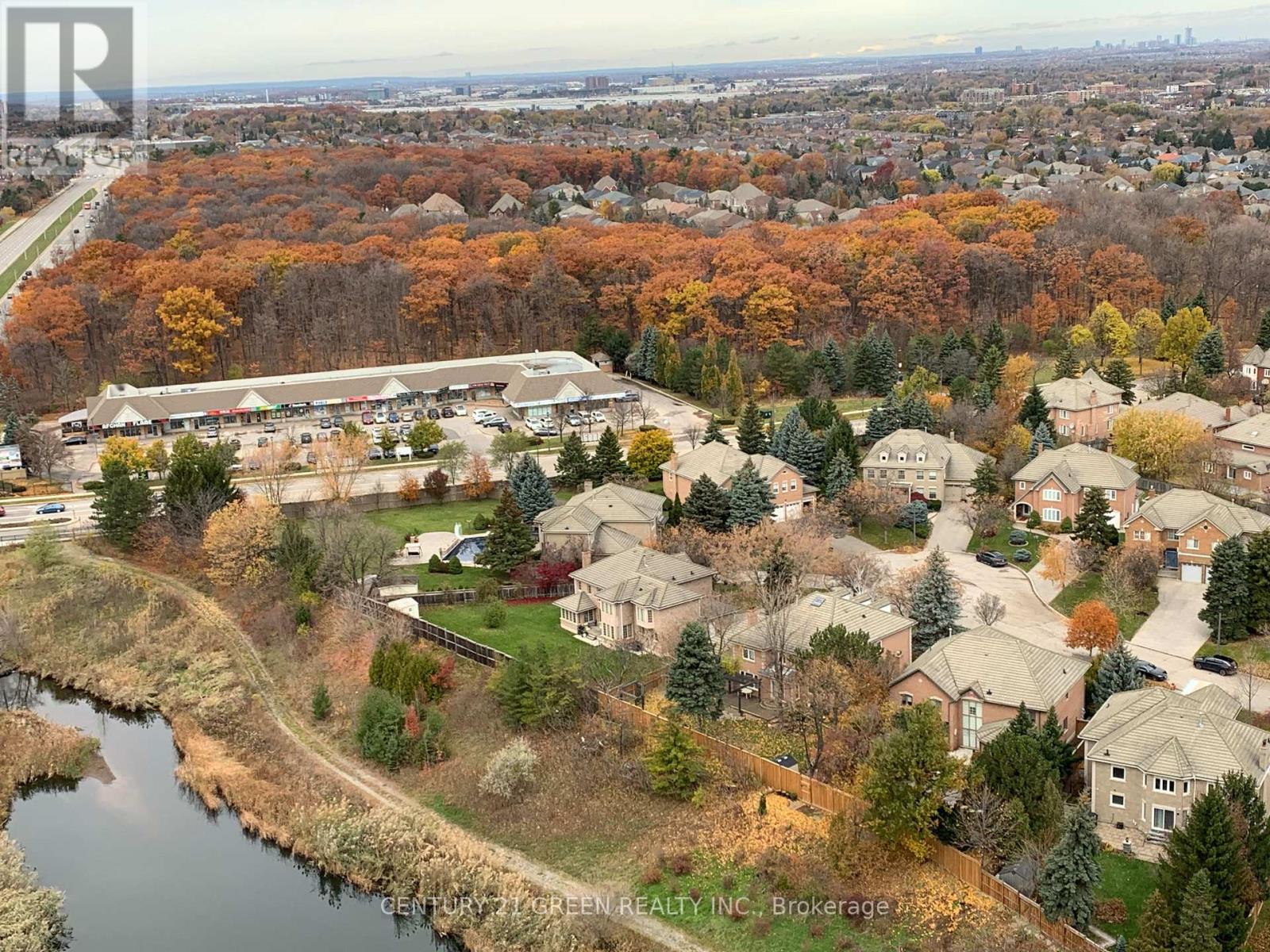 2210 - 2495 Eglinton Avenue W, Mississauga, Ontario  L5M 2T2 - Photo 11 - W12545106