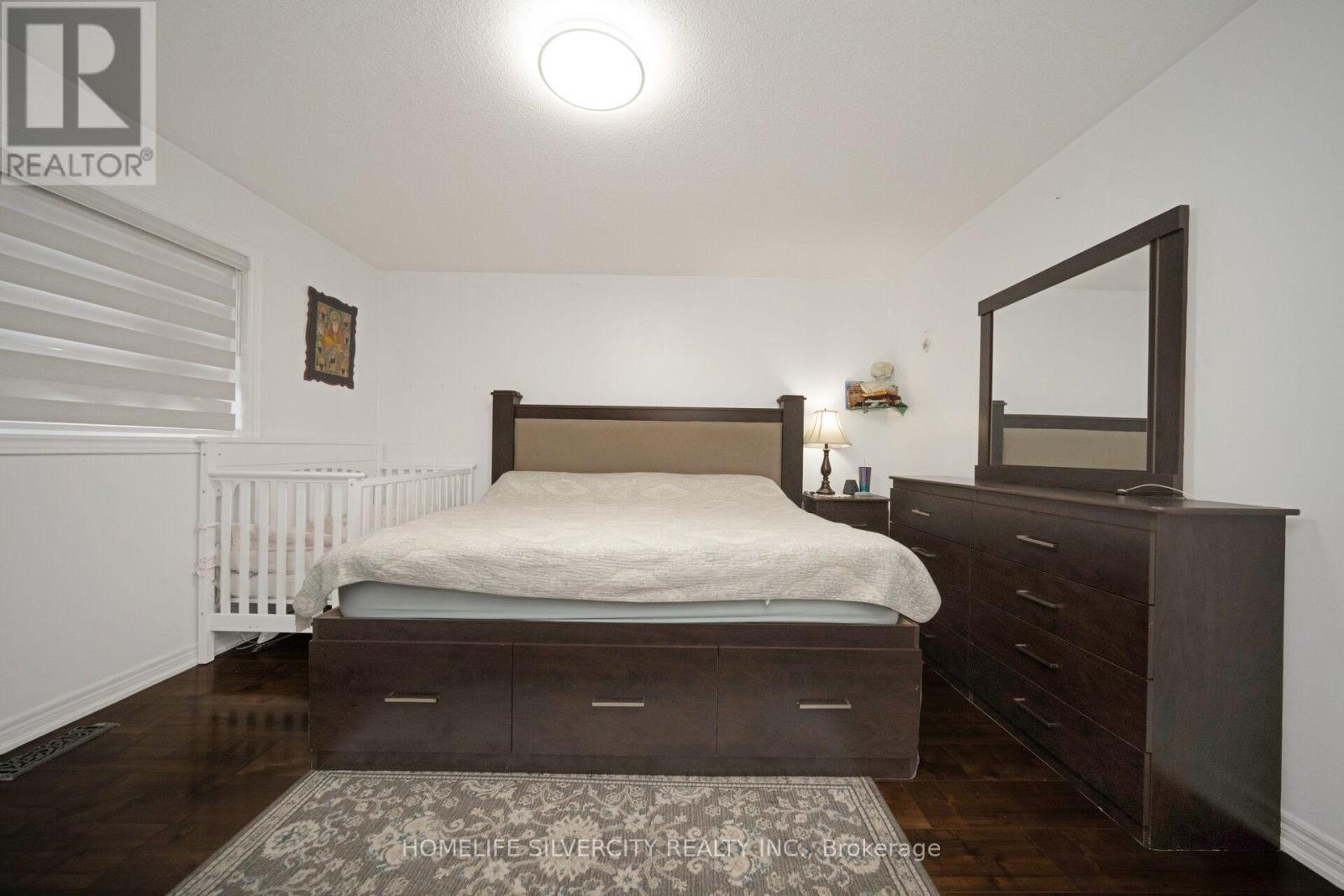 15 Diploma Drive, Brampton, Ontario  L6P 1M3 - Photo 20 - W12525328