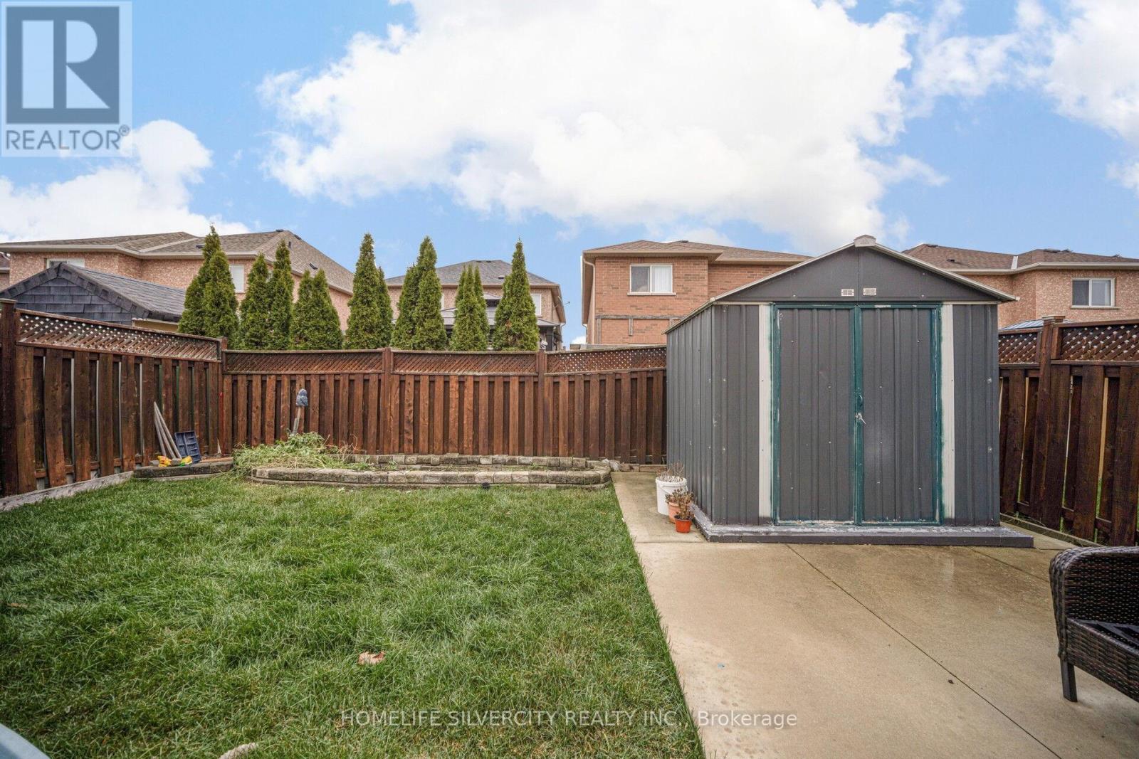 15 Diploma Drive, Brampton, Ontario  L6P 1M3 - Photo 39 - W12525328