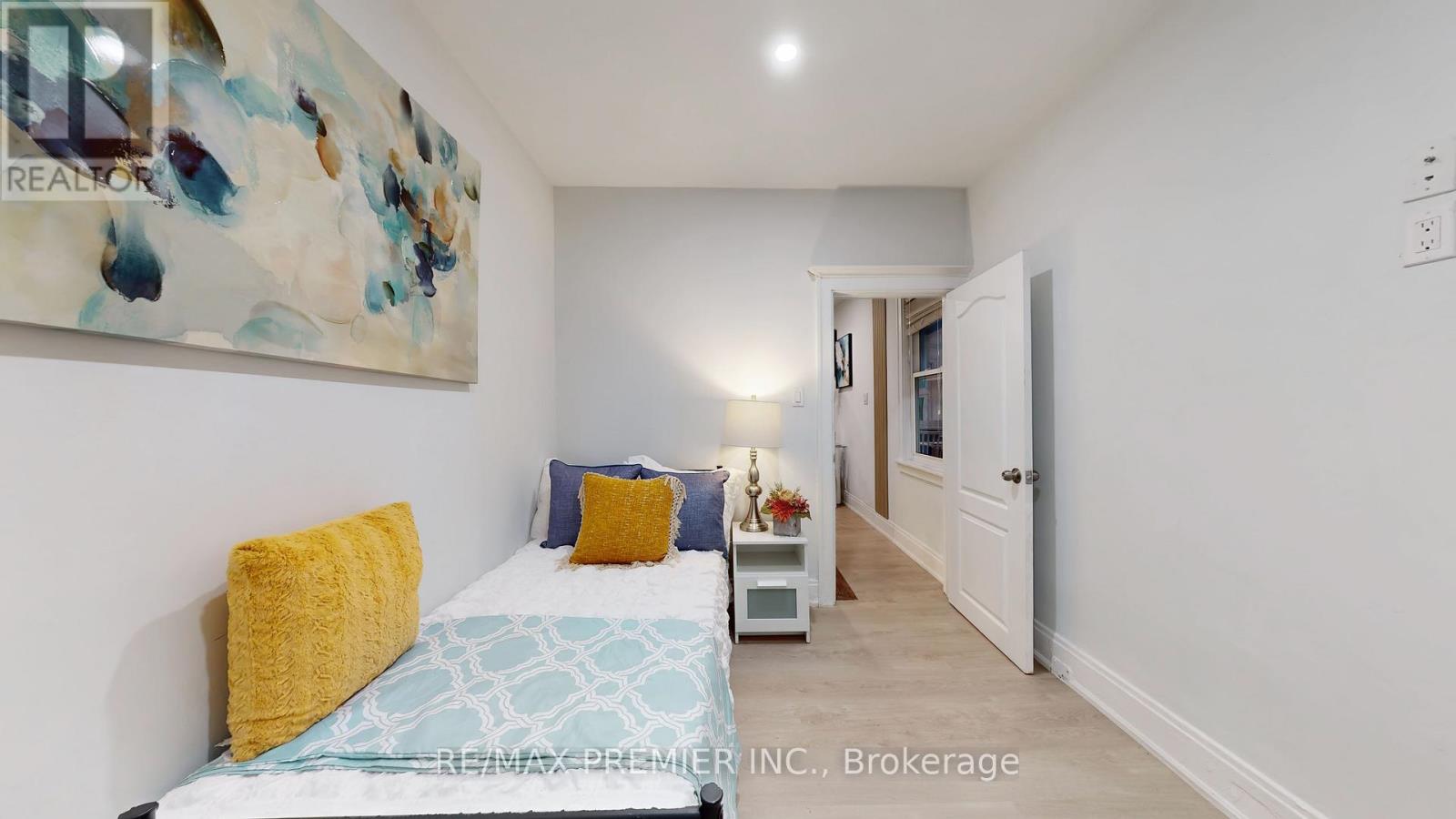 201 - 454 Gerrard Street E, Toronto, Ontario  M5A 2H2 - Photo 8 - C12530208