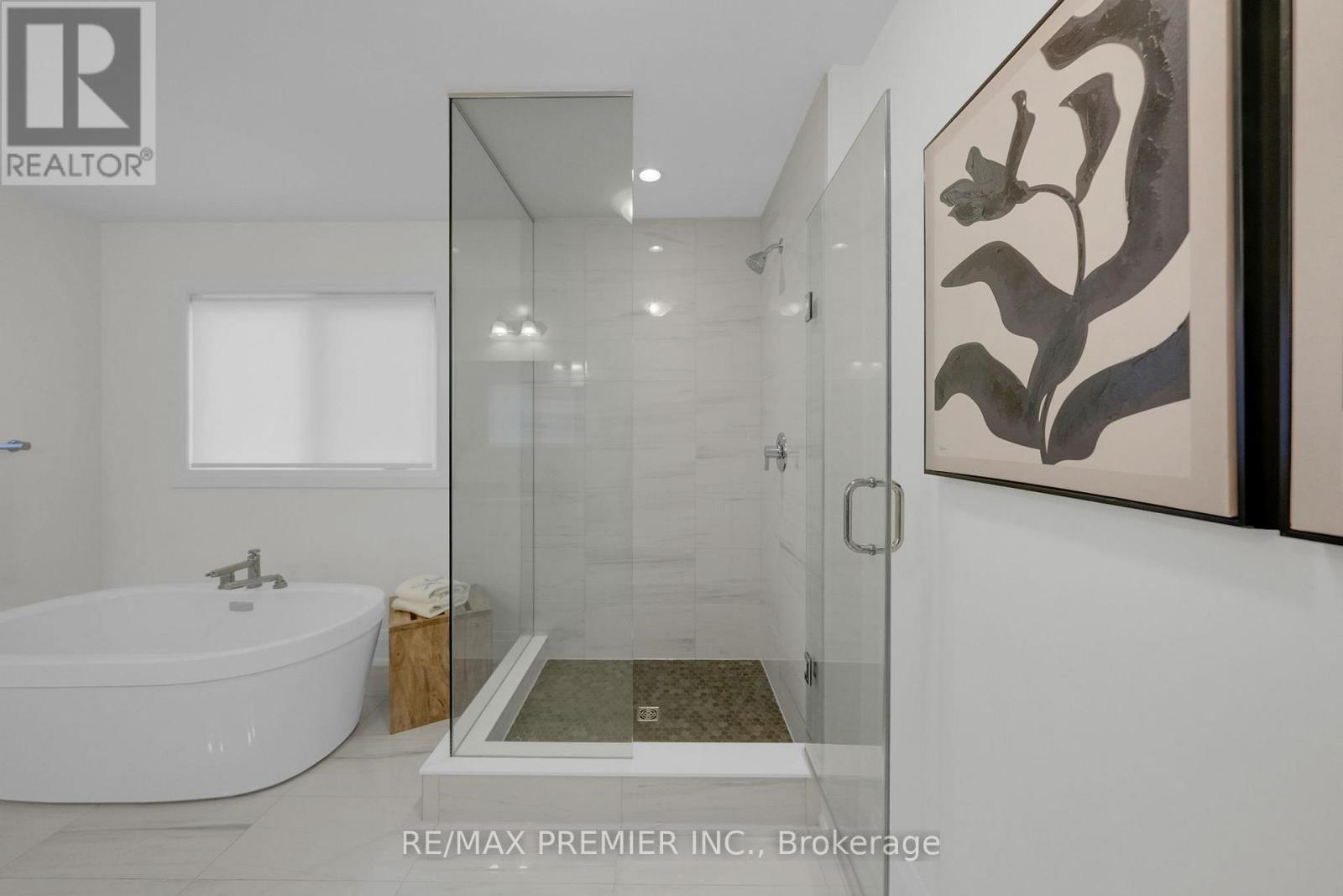 108 Bartram Crescent, Bradford West Gwillimbury, Ontario  L3Z 4J2 - Photo 36 - N12545196