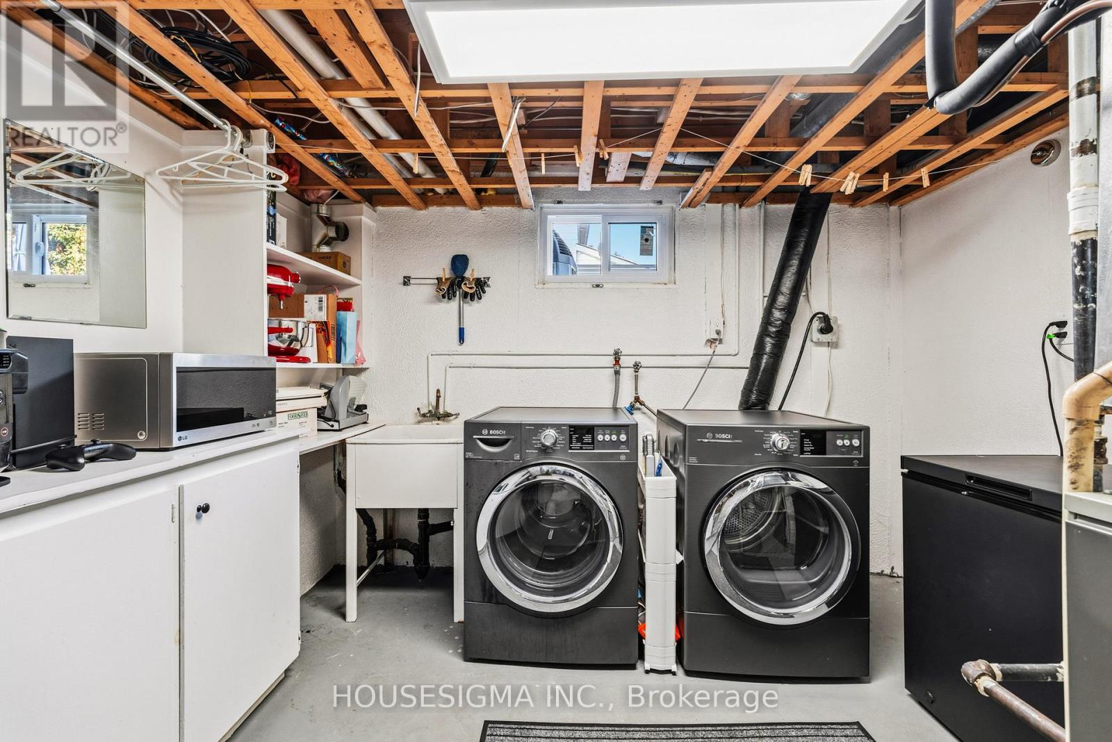 427 Lolita Gardens, Mississauga, Ontario  L5A 2A8 - Photo 30 - W12539874