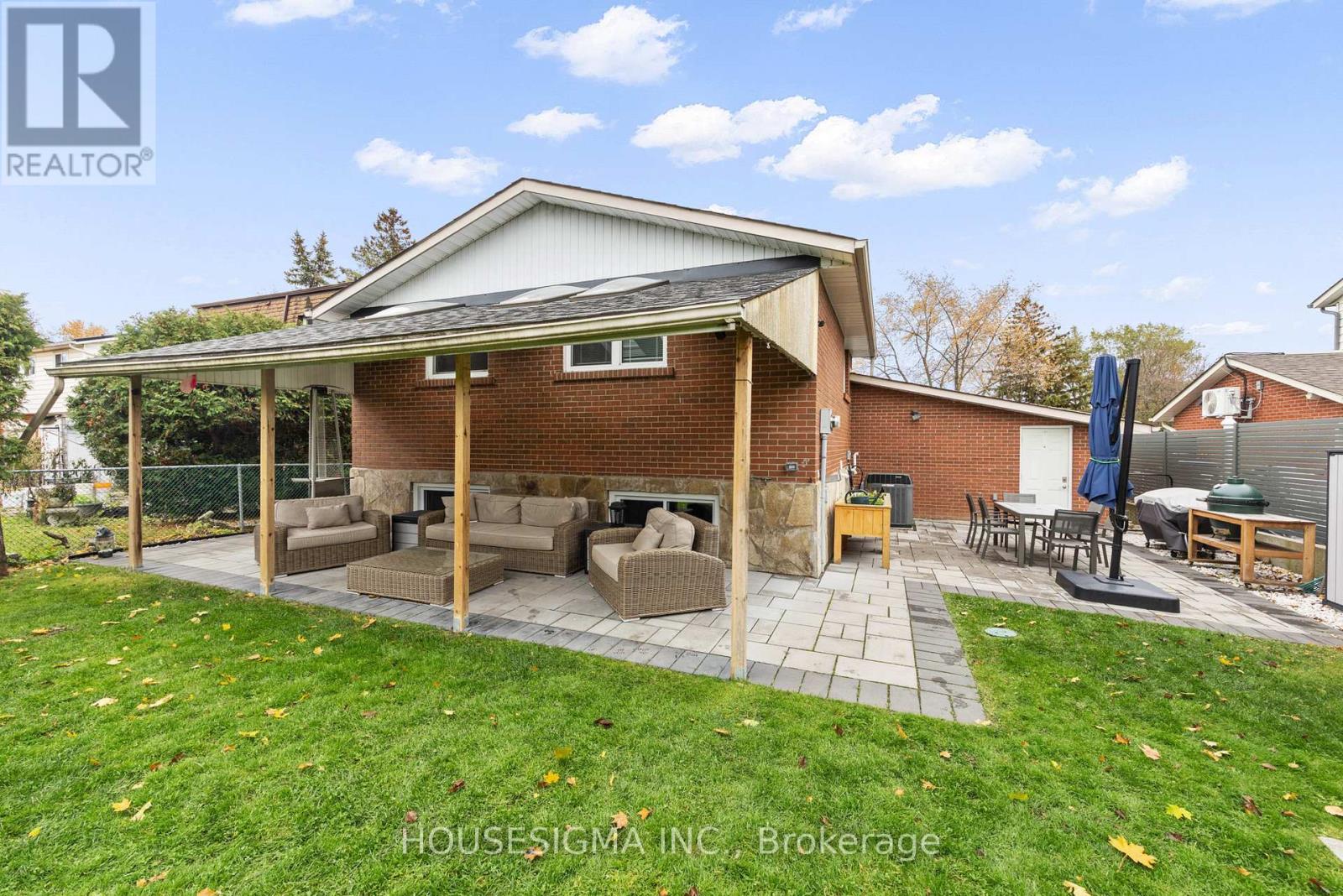 427 Lolita Gardens, Mississauga, Ontario  L5A 2A8 - Photo 33 - W12539874