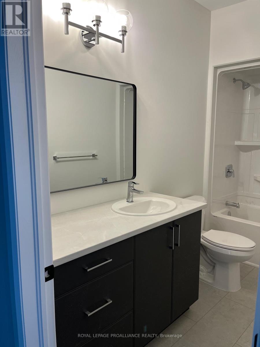 29 Schmidt Way, Quinte West (Murray Ward), Ontario  K8V 0L5 - Photo 12 - X12470149