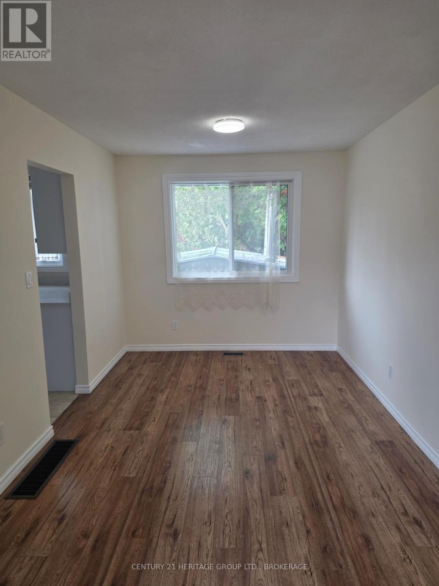 312 Boxwood Street, Kingston, Ontario  K7M 6A6 - Photo 10 - X12541390