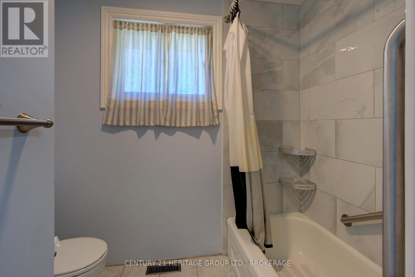 312 Boxwood Street, Kingston, Ontario  K7M 6A6 - Photo 34 - X12541390