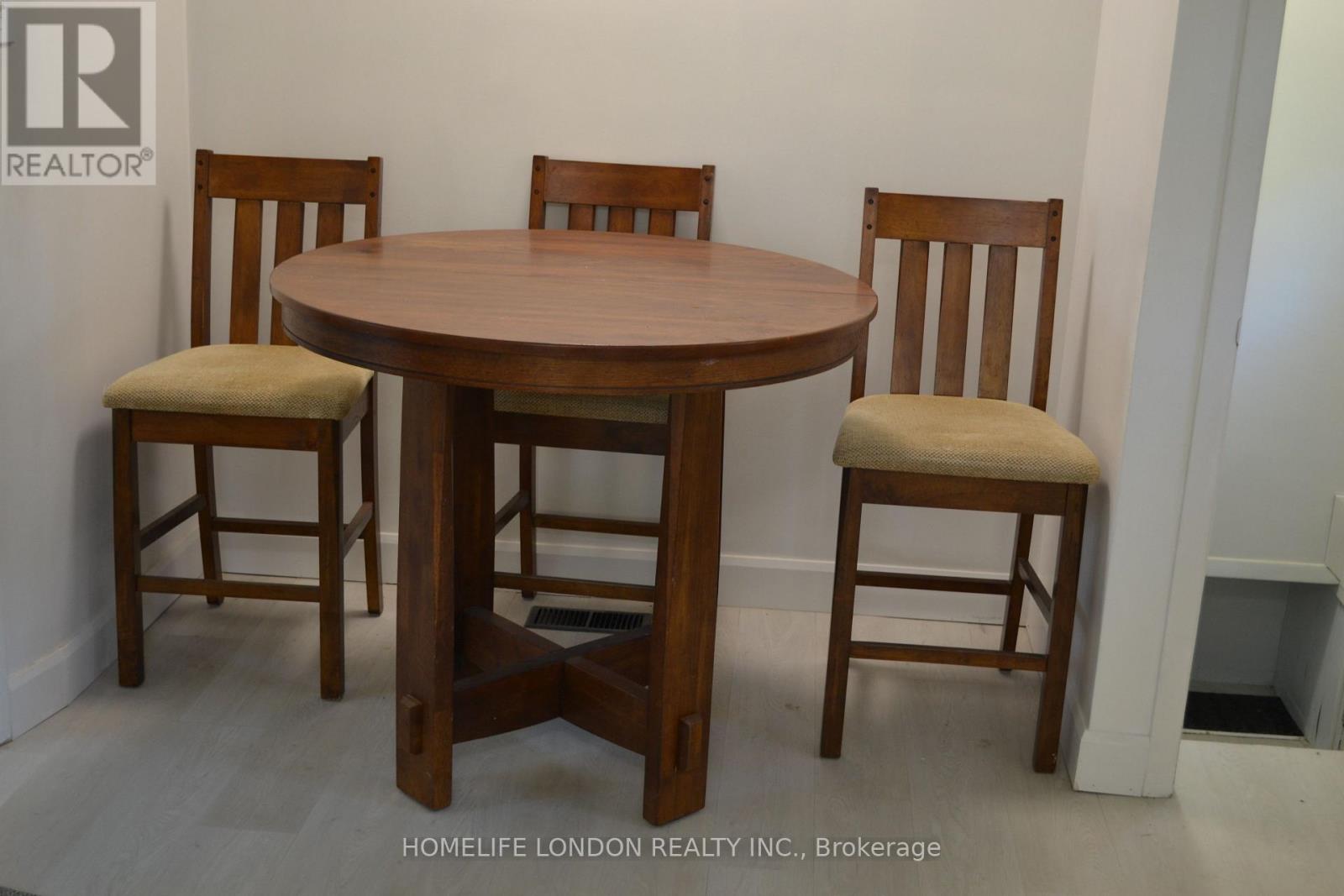 10420 Talbotville Gore Road S, Southwold, Ontario  N5P 3T2 - Photo 19 - X12530172