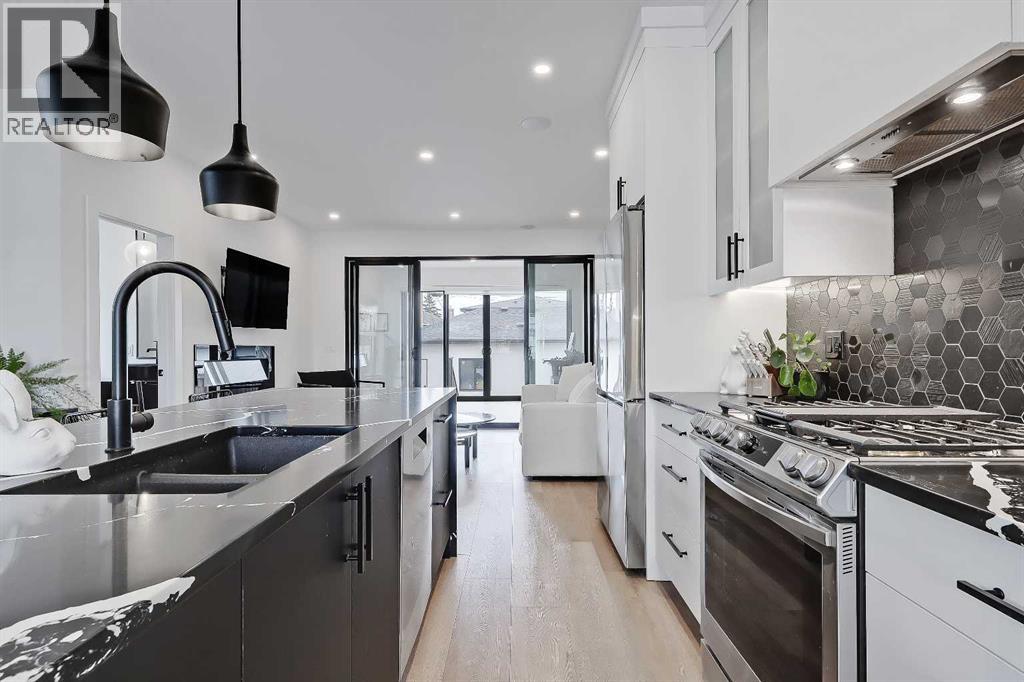 1440 26a Street Sw, Calgary, Alberta  T3C 1K8 - Photo 11 - A2242191