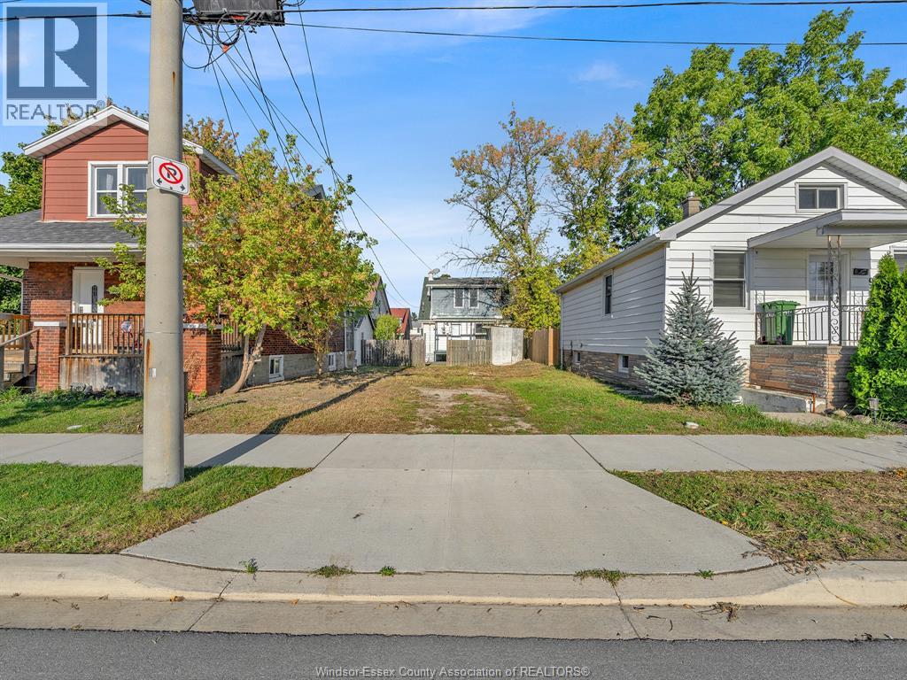 943 Pillette Road, Windsor, Ontario  N8Y 3B7 - Photo 5 - 25028856