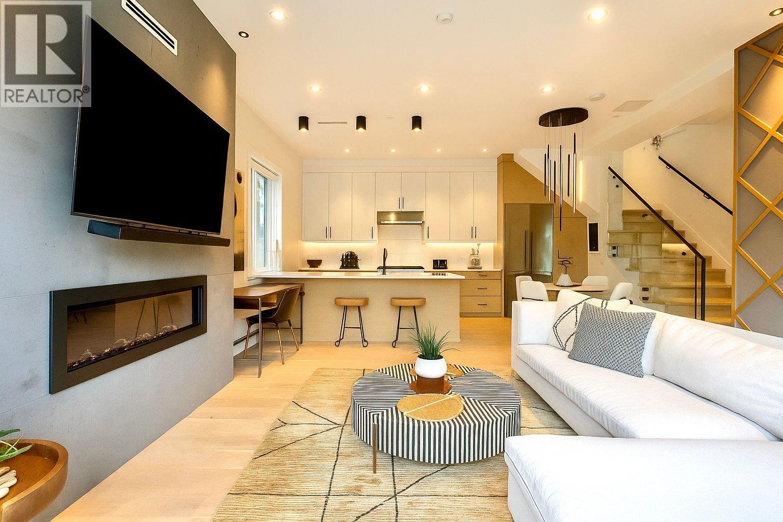 1 1621 E 11th Avenue, Vancouver, British Columbia V5N 1Y8 - Photo 3 - R3066434