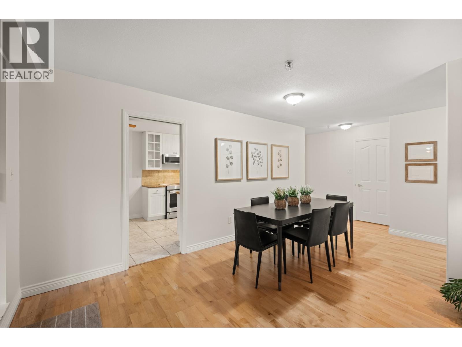 105 5 Renaissance Square, New Westminster, British Columbia  V3M 6K5 - Photo 7 - R3067306