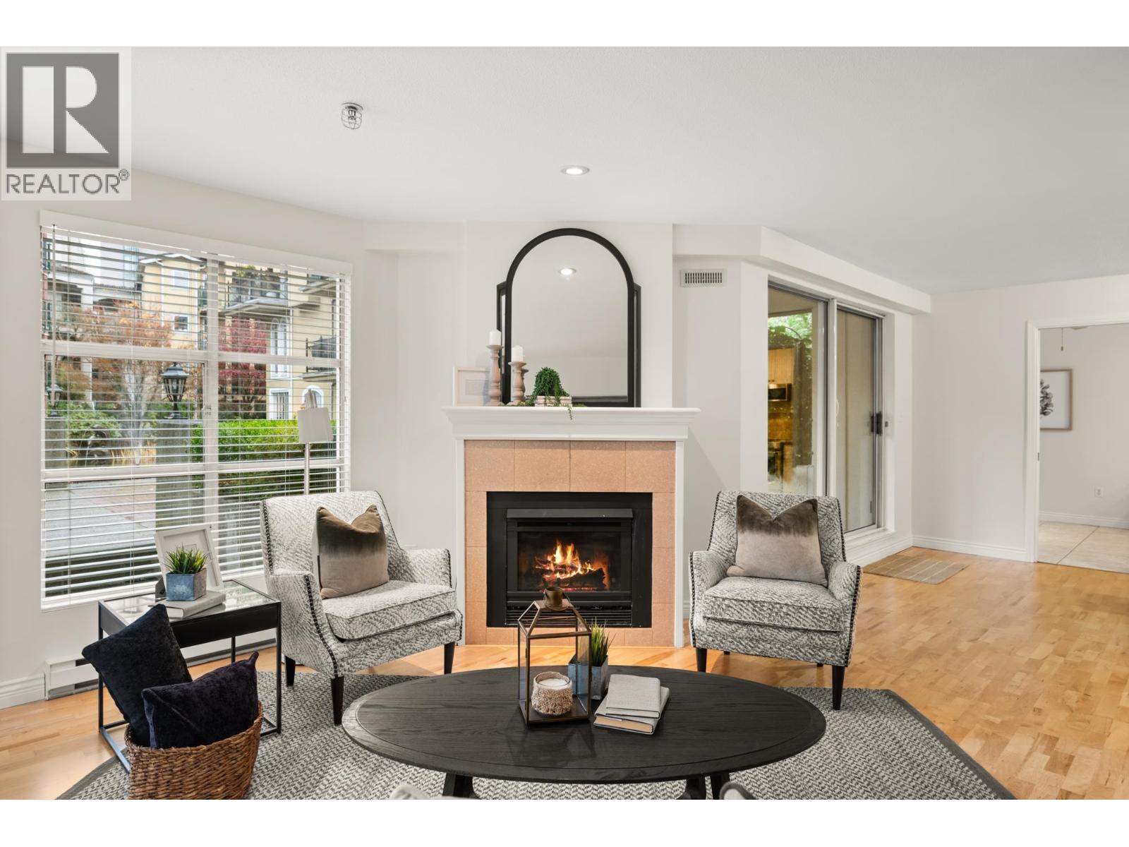 105 5 Renaissance Square, New Westminster, British Columbia  V3M 6K5 - Photo 12 - R3067306