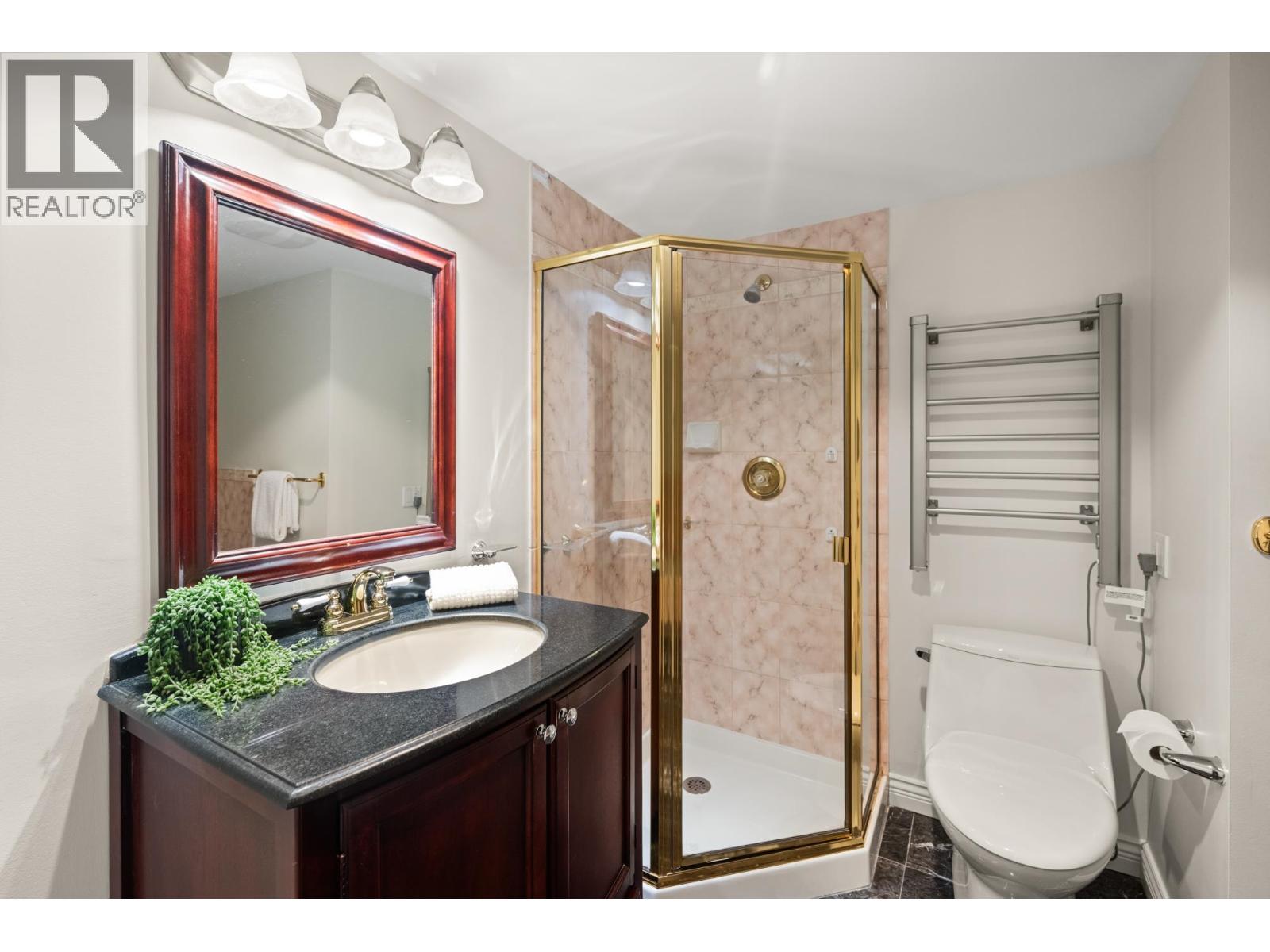 105 5 Renaissance Square, New Westminster, British Columbia  V3M 6K5 - Photo 31 - R3067306