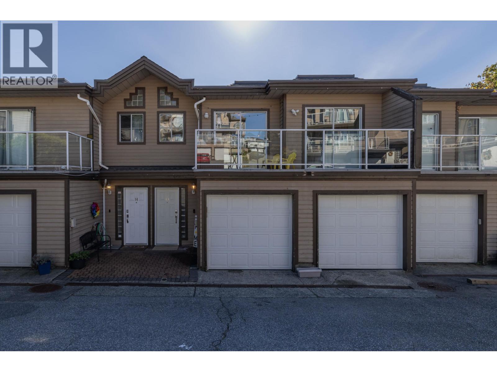 13 1872 Harbour Street, Port Coquitlam, British Columbia V3C 1A3 - Photo 2 - R3067381