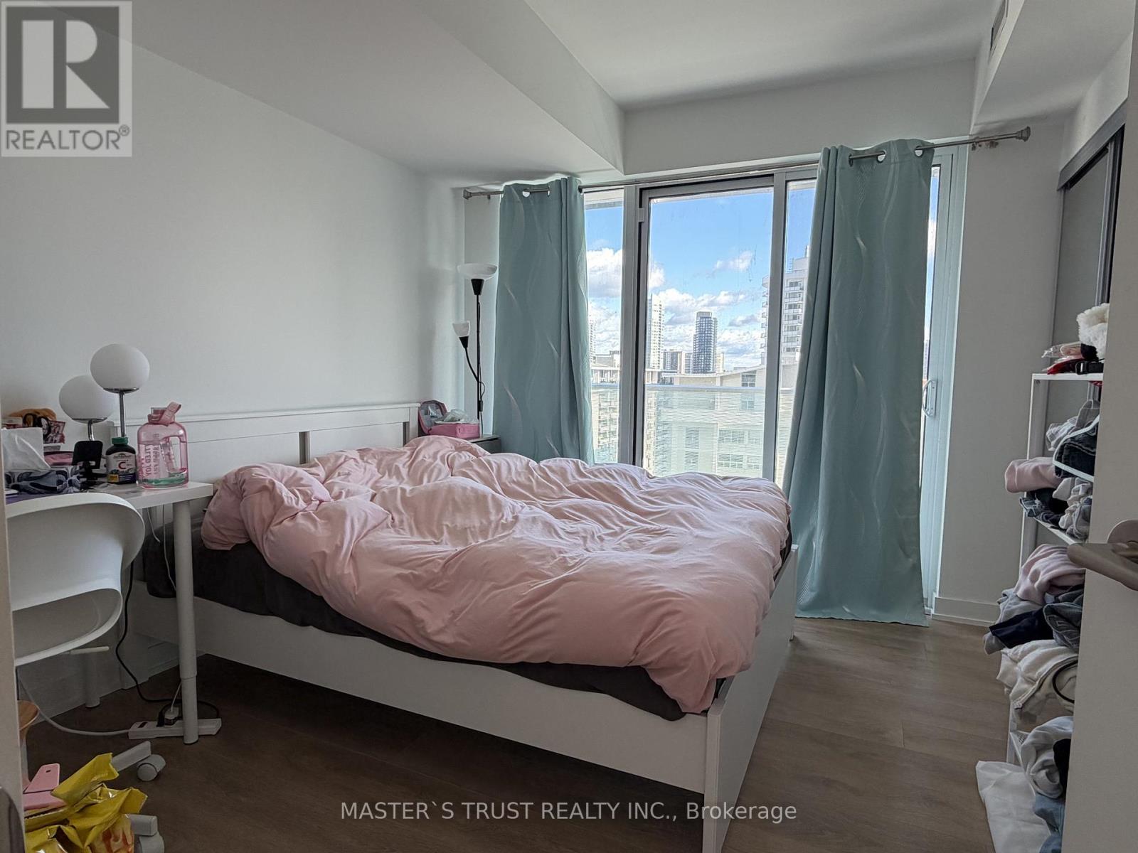 #1509 - 501 Yonge Street, Toronto, Ontario  M4Y 0G8 - Photo 5 - C12530010