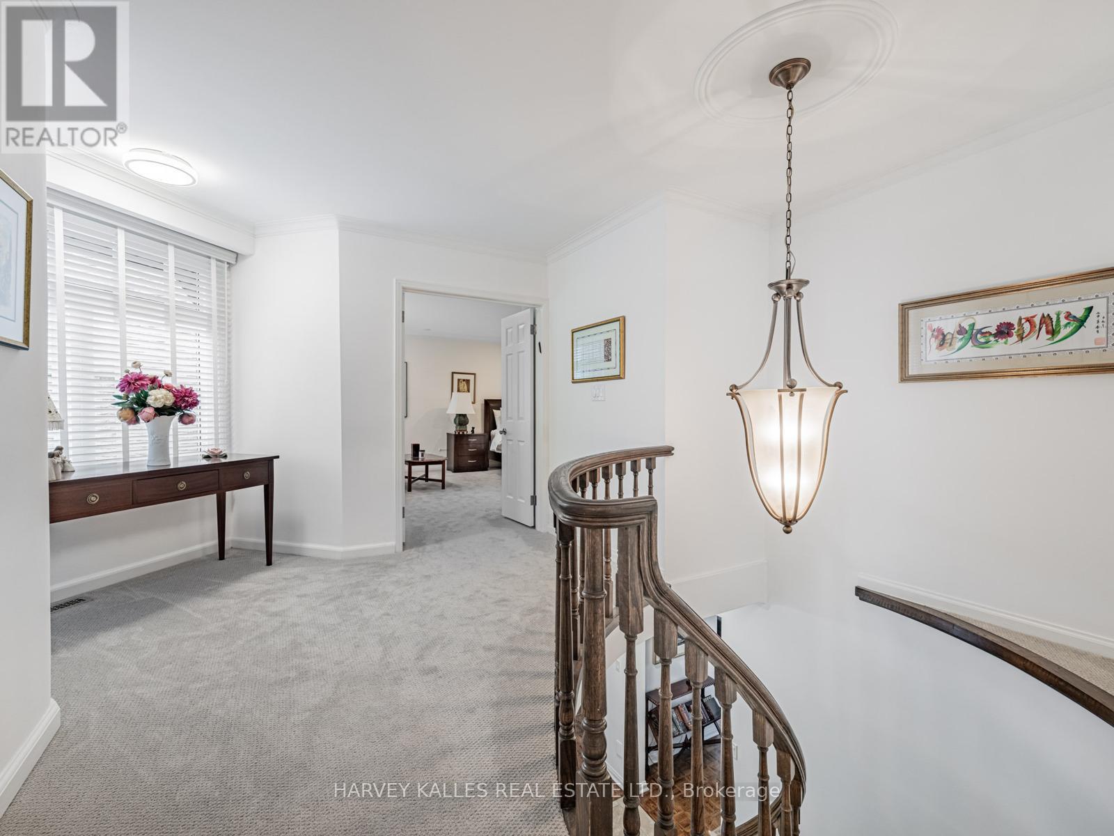 92 Prue Avenue, Toronto, Ontario  M6B 1R5 - Photo 20 - C12544516