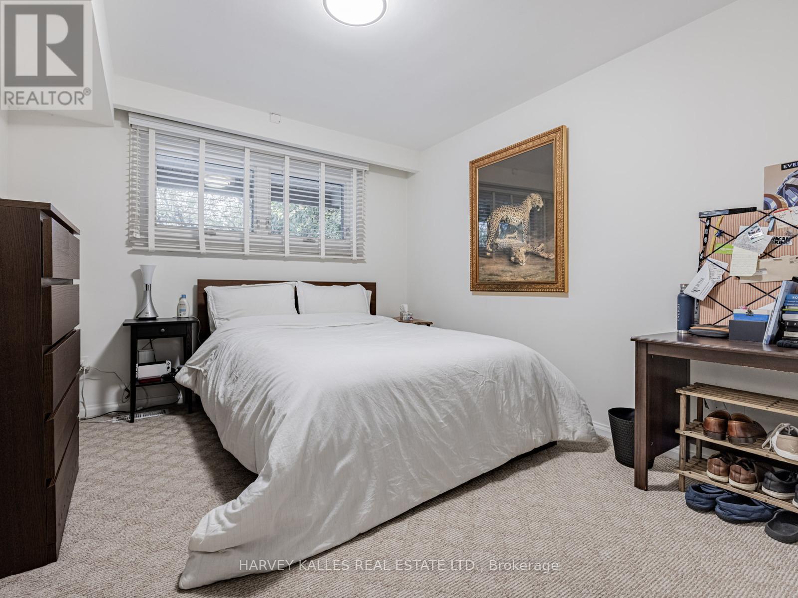 92 Prue Avenue, Toronto, Ontario  M6B 1R5 - Photo 35 - C12544516