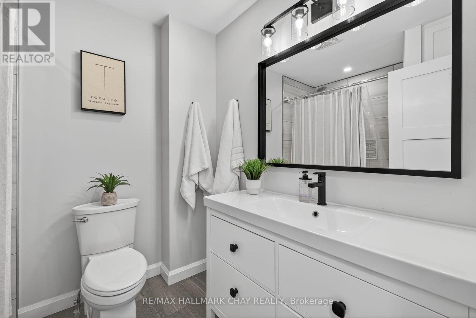 104 Kulpin Avenue, Bradford West Gwillimbury (Bradford), Ontario L3Z 1T7 - Photo 13 - N12514736