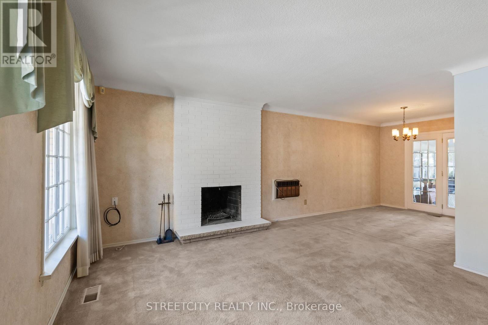 159 Centre Street, London South, Ontario  N6J 1T7 - Photo 11 - X12537776