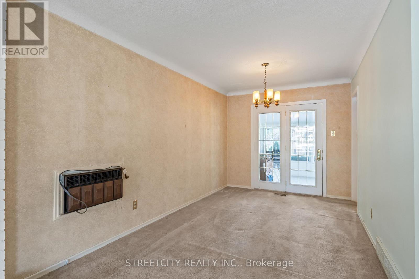 159 Centre Street, London South, Ontario  N6J 1T7 - Photo 13 - X12537776