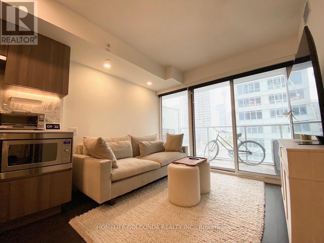 910 - 19 Bathurst Street, Toronto, Ontario  M5V 0N2 - Photo 10 - C12545792