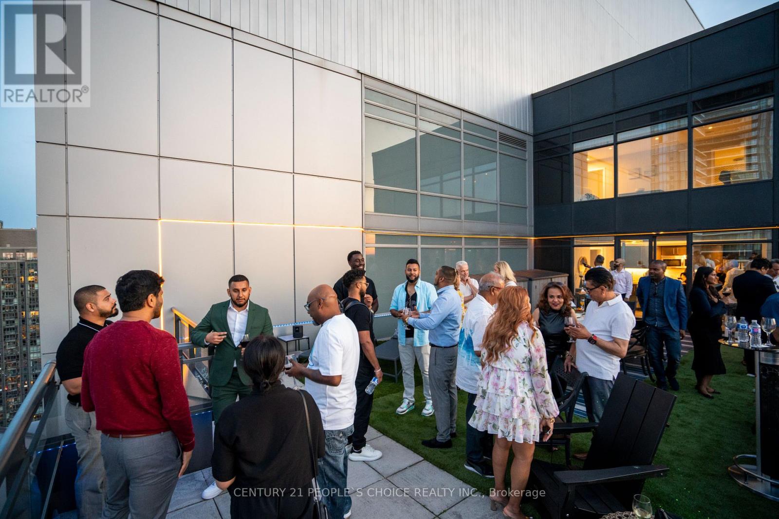 Ph5201 - 25 Telegram Mews, Toronto, Ontario  M5V 3Z1 - Photo 2 - C12545850