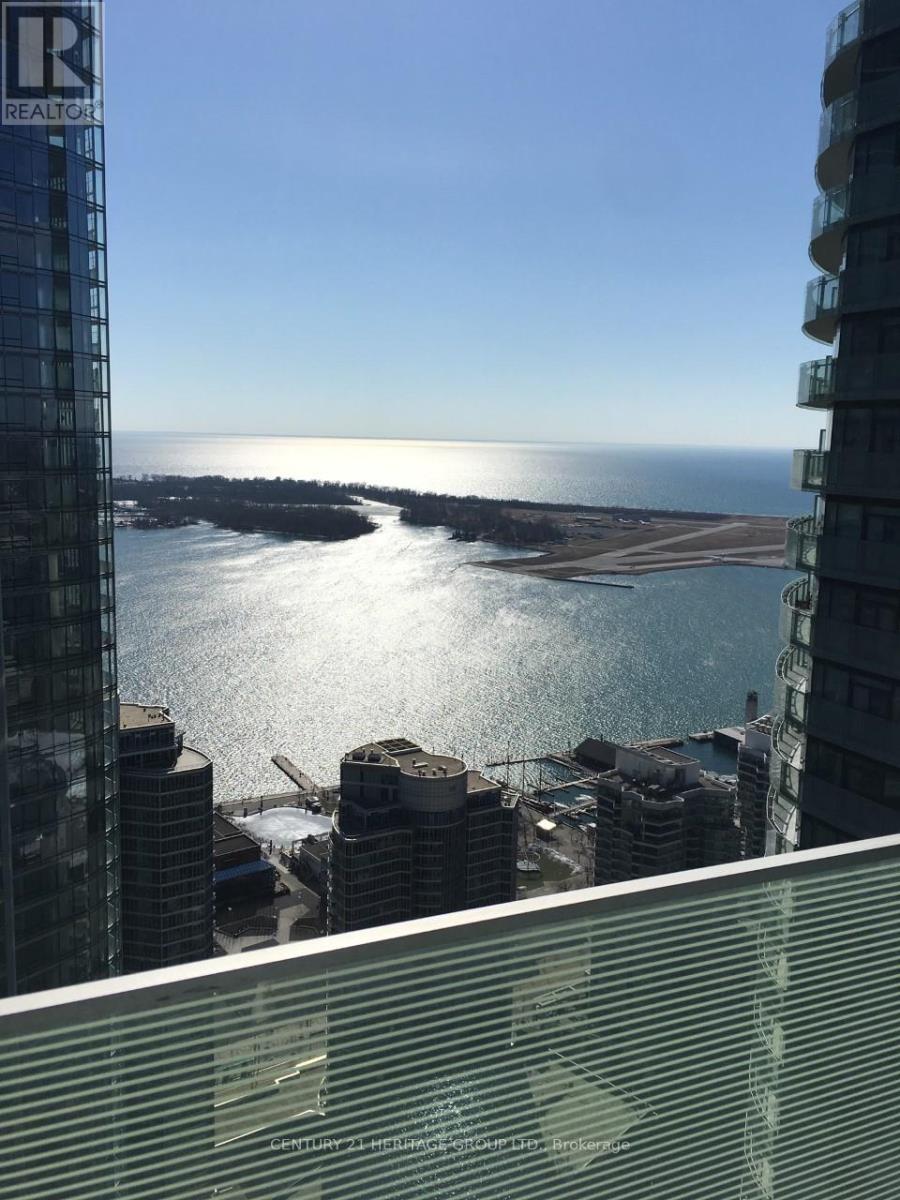 5204 - 14 YORK STREET, Toronto, Ontario