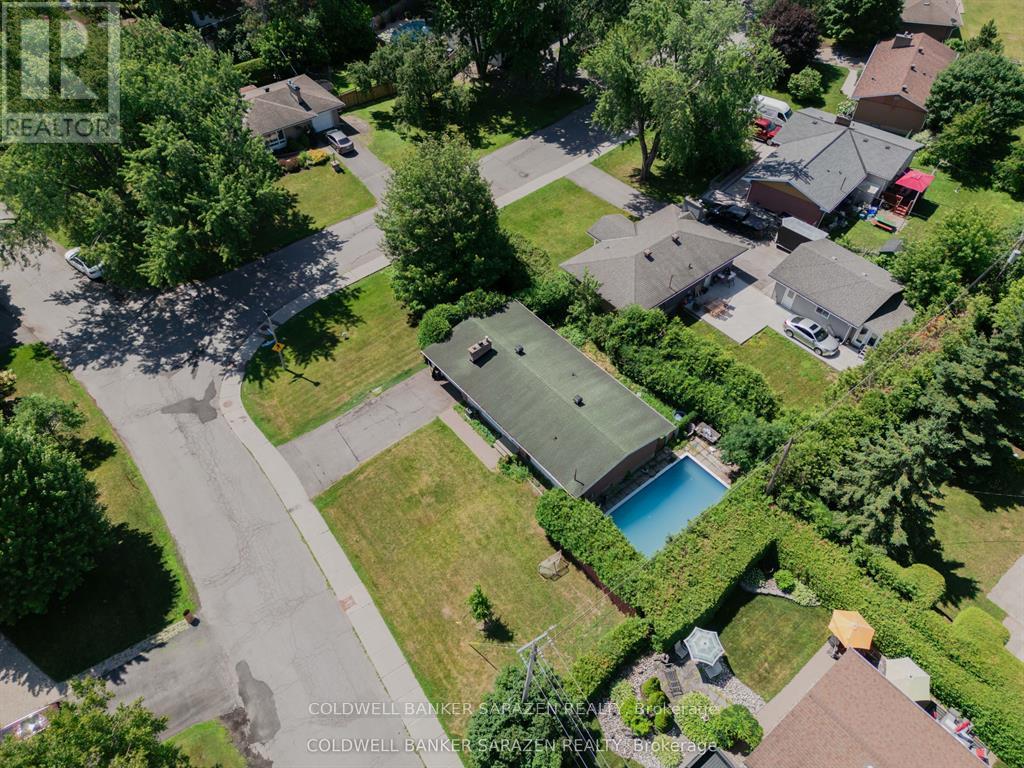 18 Stinson Avenue, Ottawa, Ontario K2H 6N1 - Photo 16 - X12543444