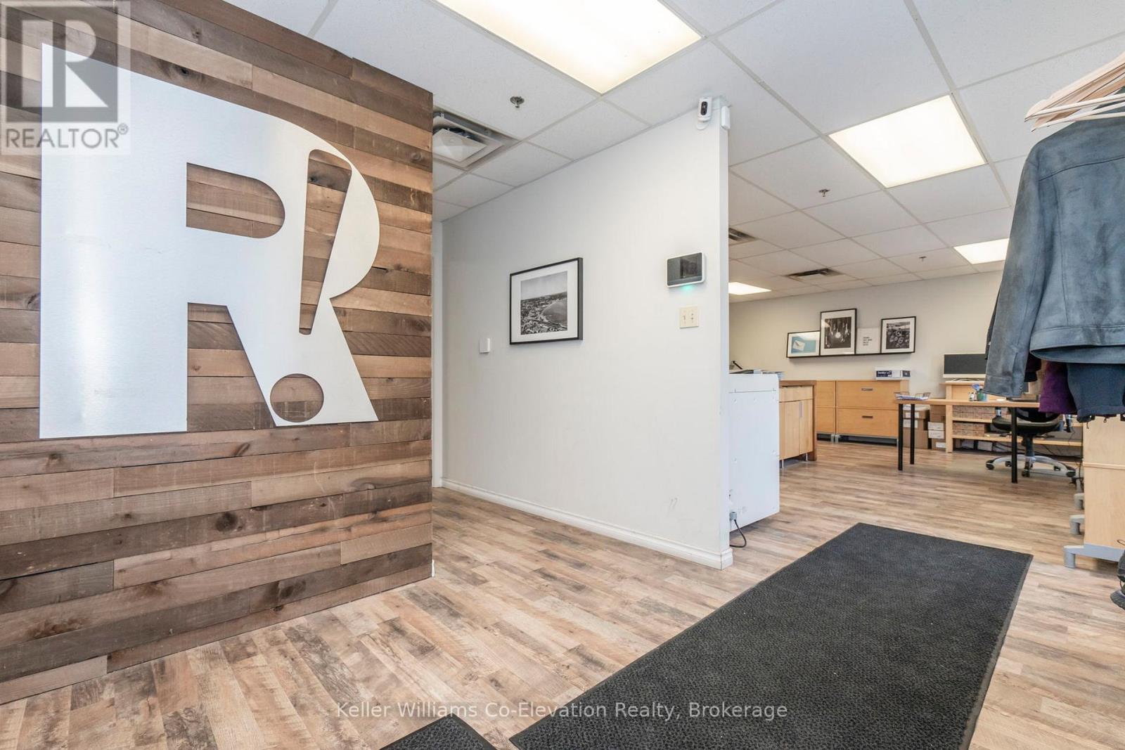 10 - 220 Bayview Drive, Barrie, Ontario  L4N 4Y8 - Photo 10 - S12546022