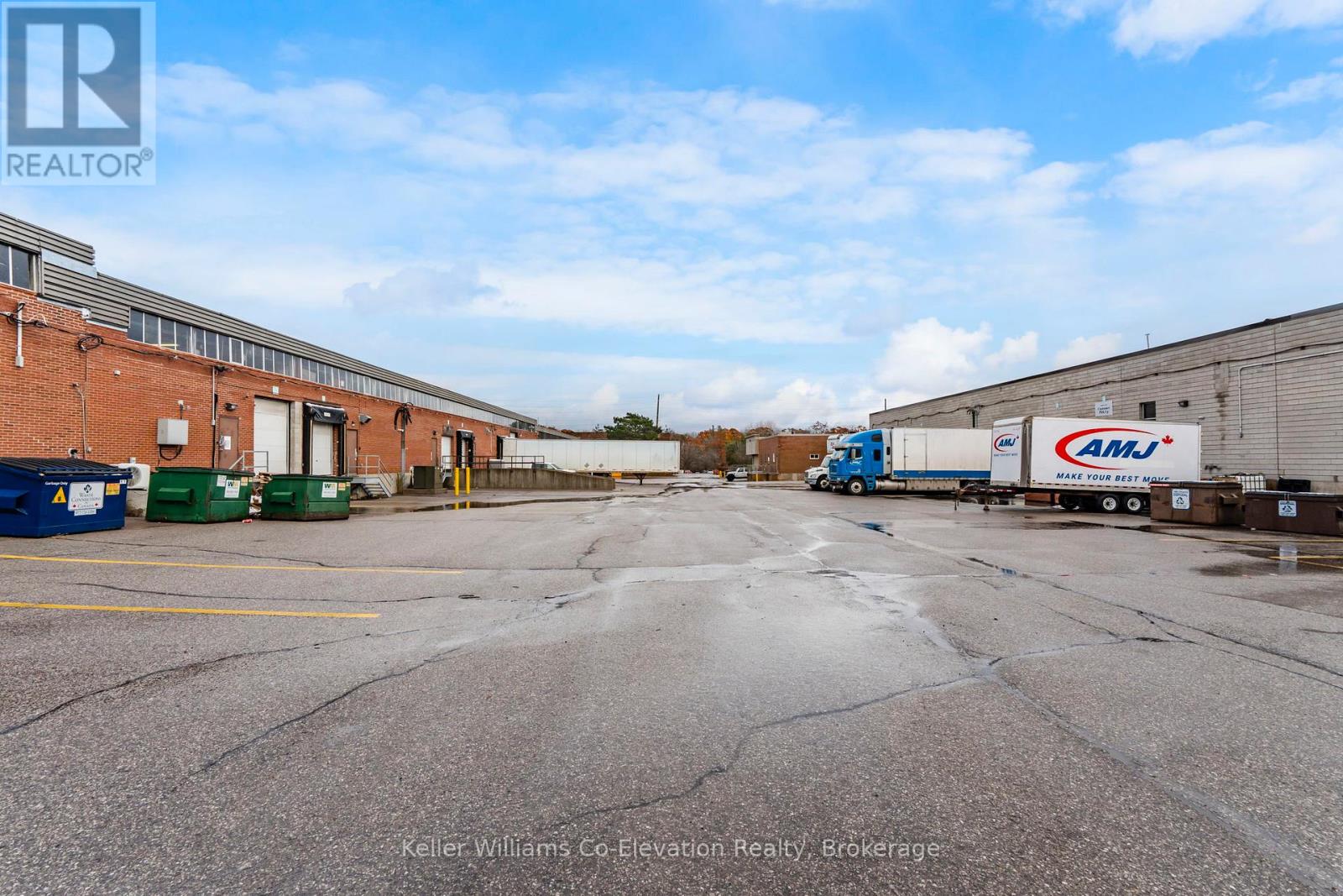 10 - 220 Bayview Drive, Barrie, Ontario  L4N 4Y8 - Photo 28 - S12546022