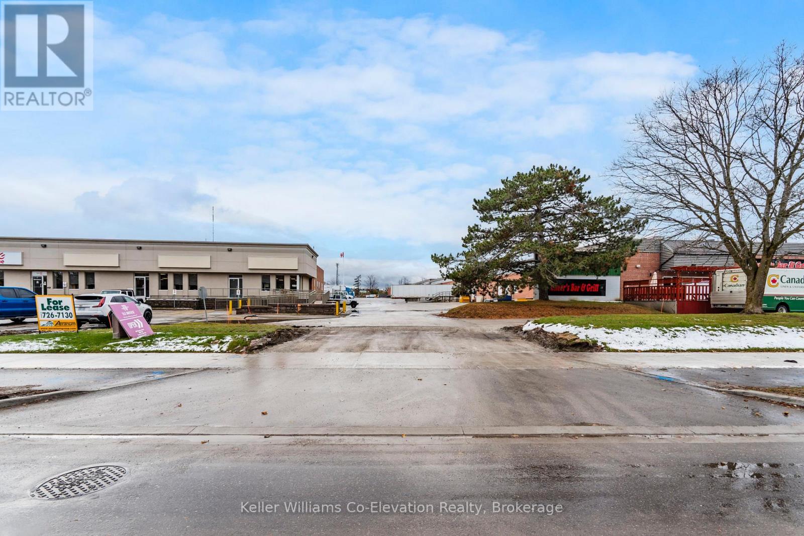 10 - 220 Bayview Drive, Barrie, Ontario  L4N 4Y8 - Photo 29 - S12546022