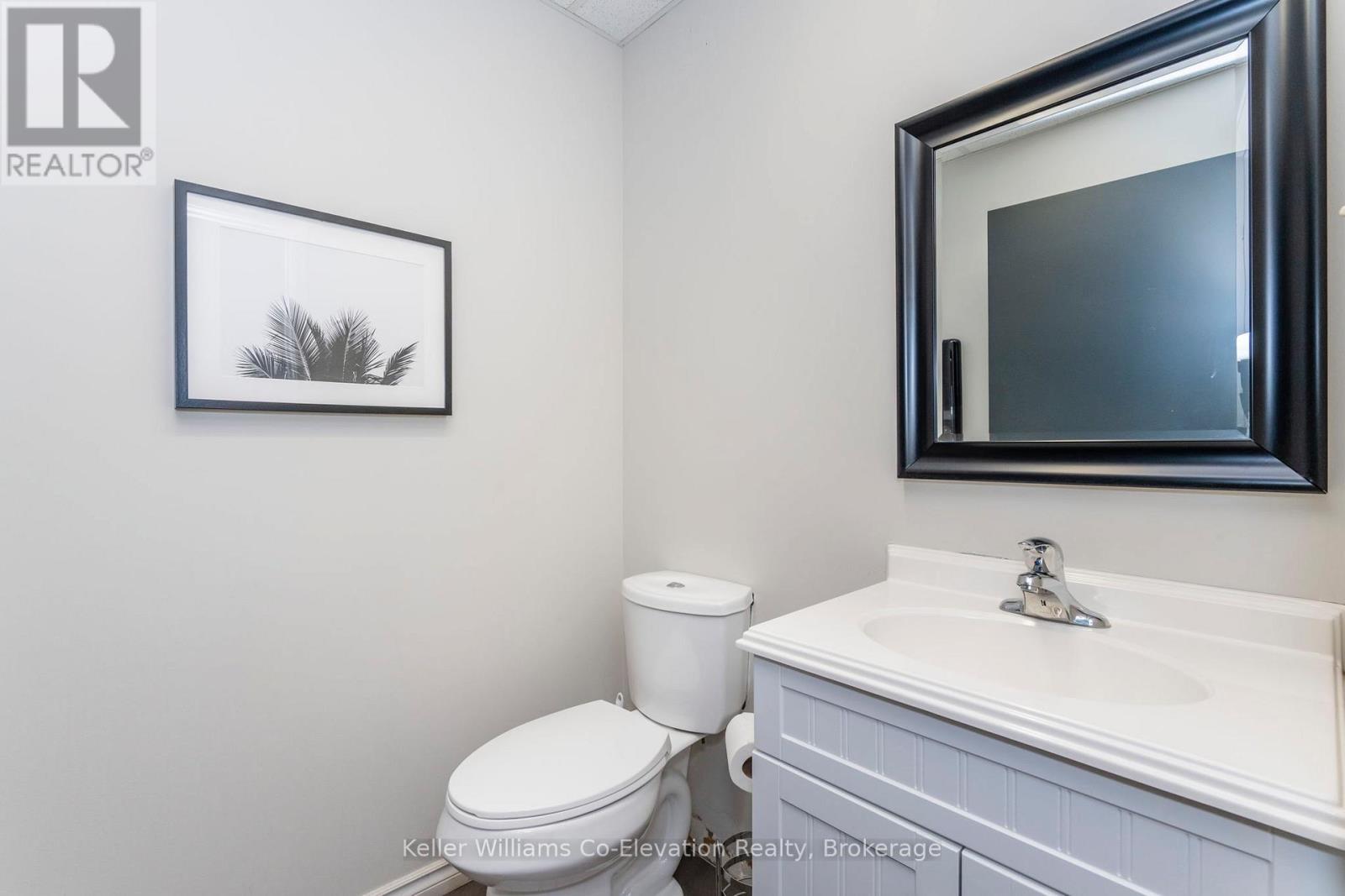 10 - 220 Bayview Drive, Barrie, Ontario  L4N 4Y8 - Photo 7 - S12546022