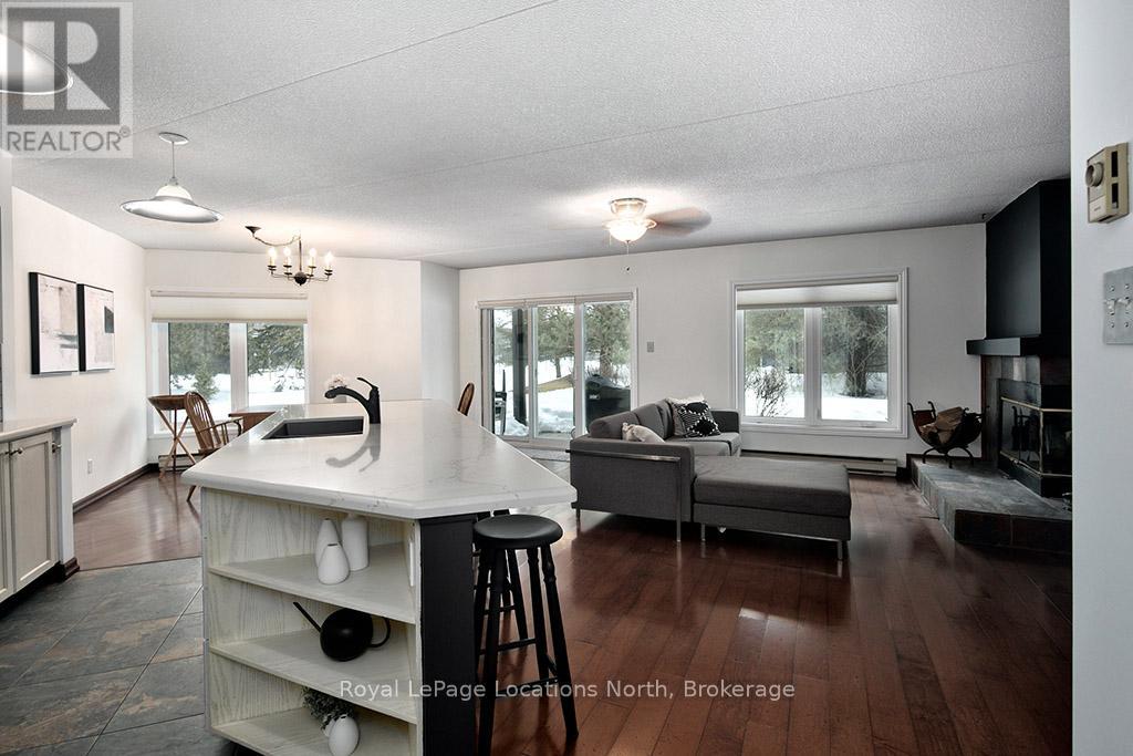 365 Mariners Way, Collingwood, Ontario  L9Y 5C7 - Photo 5 - S12546106