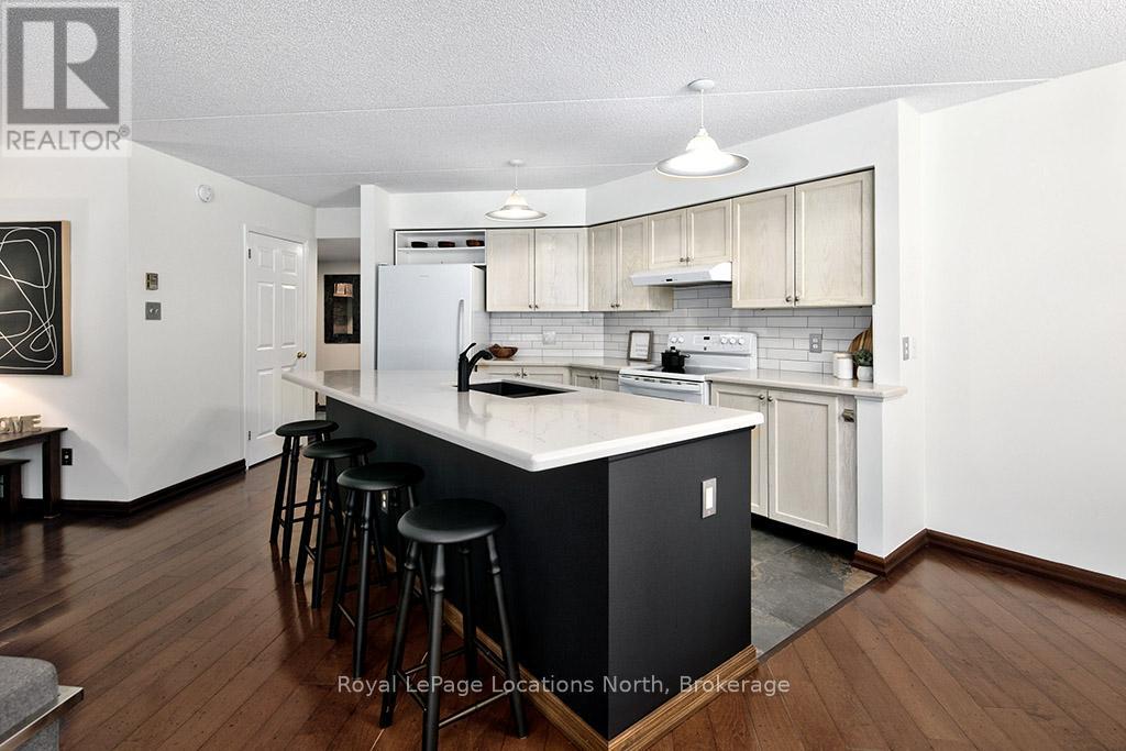 365 Mariners Way, Collingwood, Ontario  L9Y 5C7 - Photo 6 - S12546106