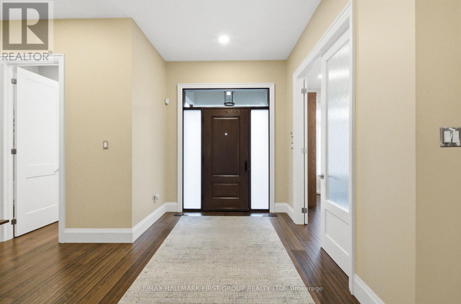 1682 Heathside Crescent, Pickering, Ontario  L1V 5V6 - Photo 3 - E12545822