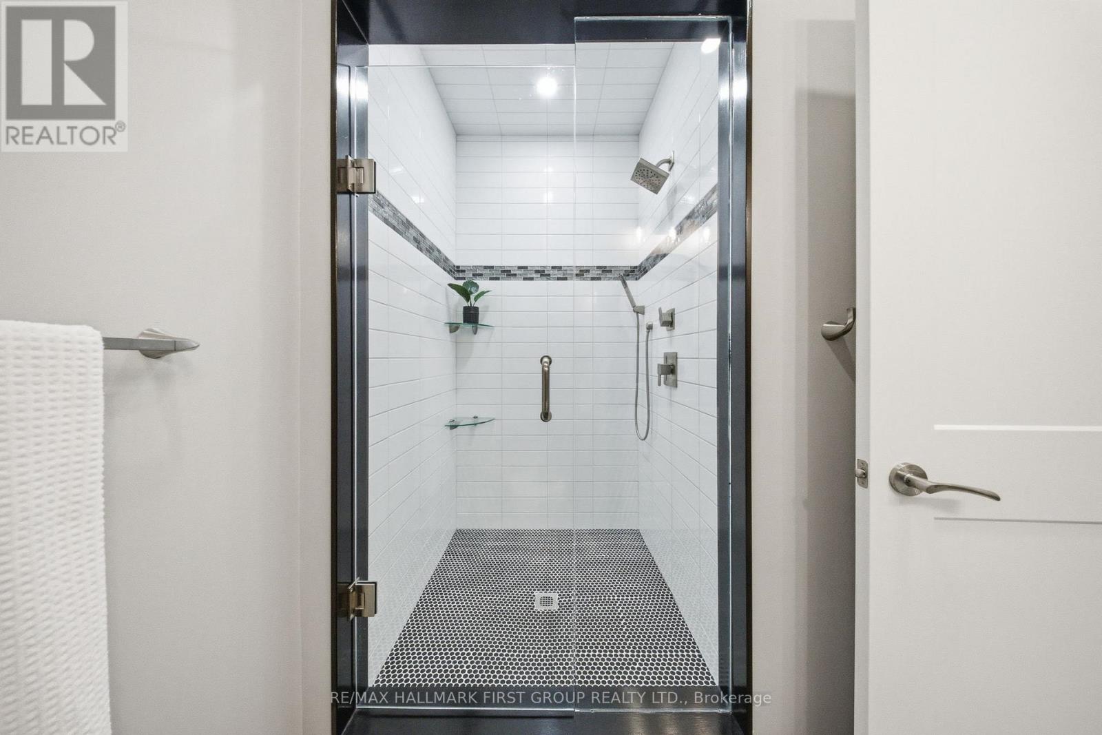 1682 Heathside Crescent, Pickering, Ontario  L1V 5V6 - Photo 43 - E12545822