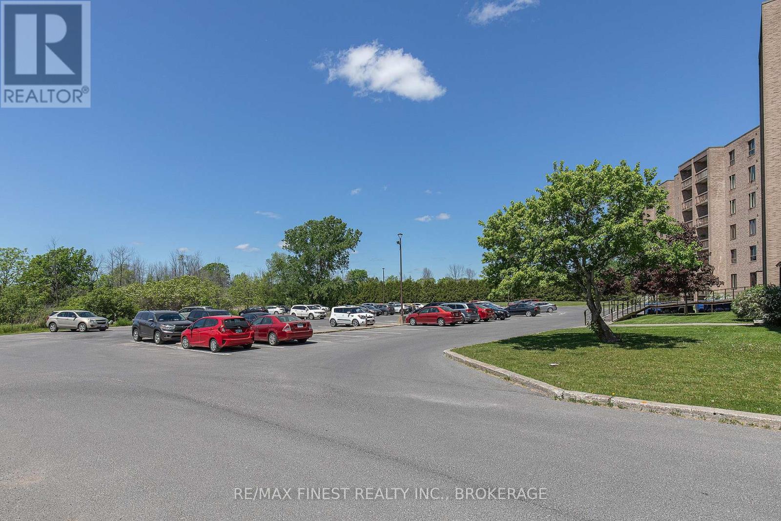 605 - 358 Queen Mary Road, Kingston, Ontario  K7M 7E8 - Photo 3 - X12546056