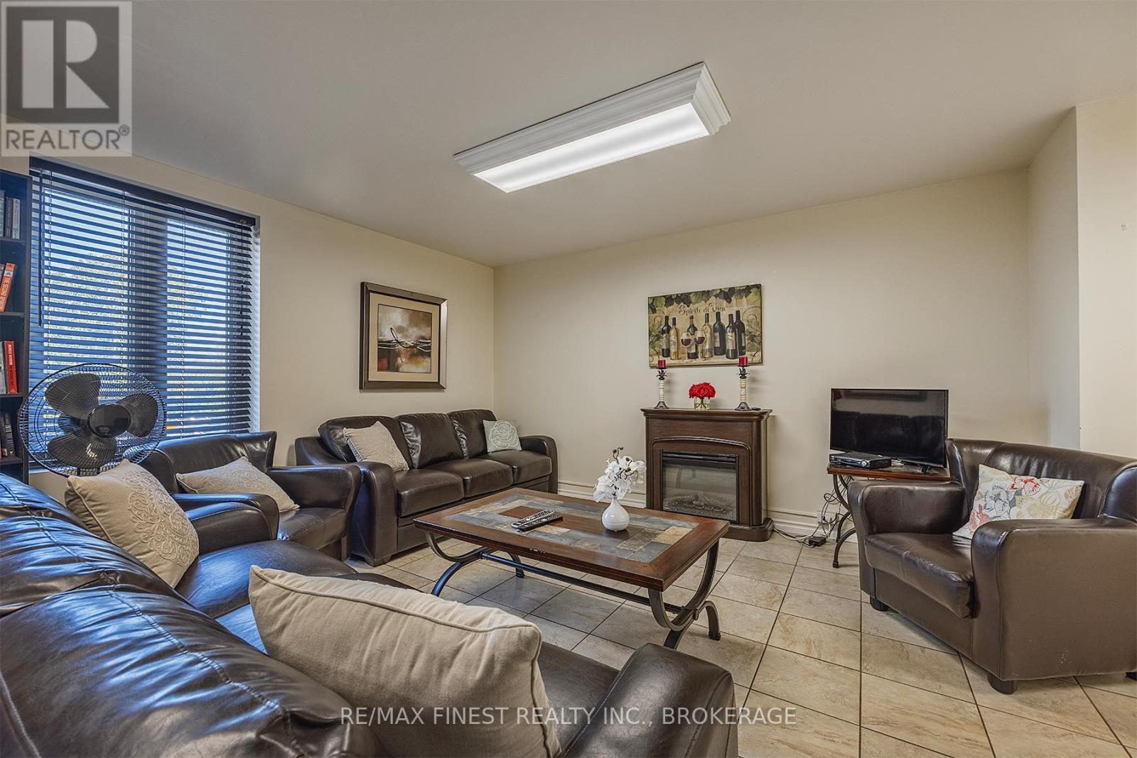 605 - 358 Queen Mary Road, Kingston, Ontario  K7M 7E8 - Photo 32 - X12546056