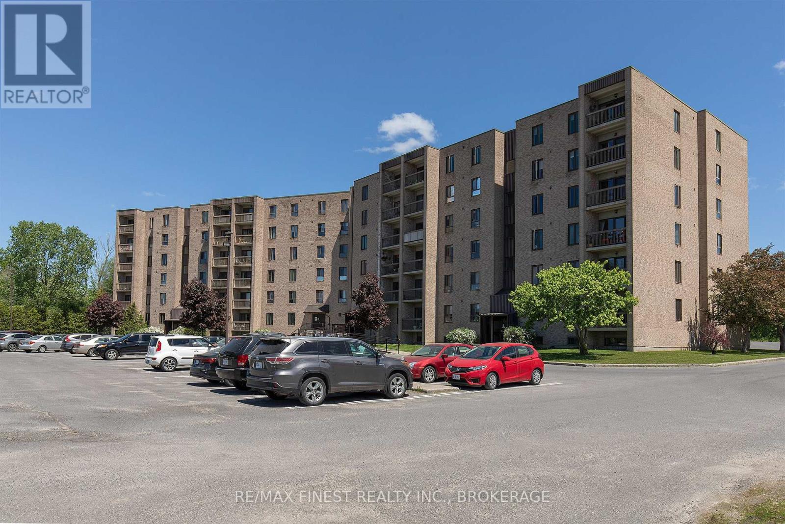 605 - 358 Queen Mary Road, Kingston, Ontario  K7M 7E8 - Photo 4 - X12546056