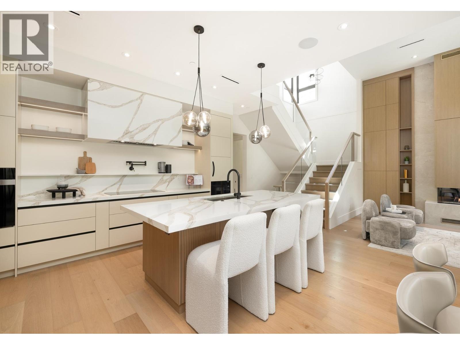 1385 19th Street, West Vancouver, British Columbia  V7V 3X4 - Photo 6 - R3048900