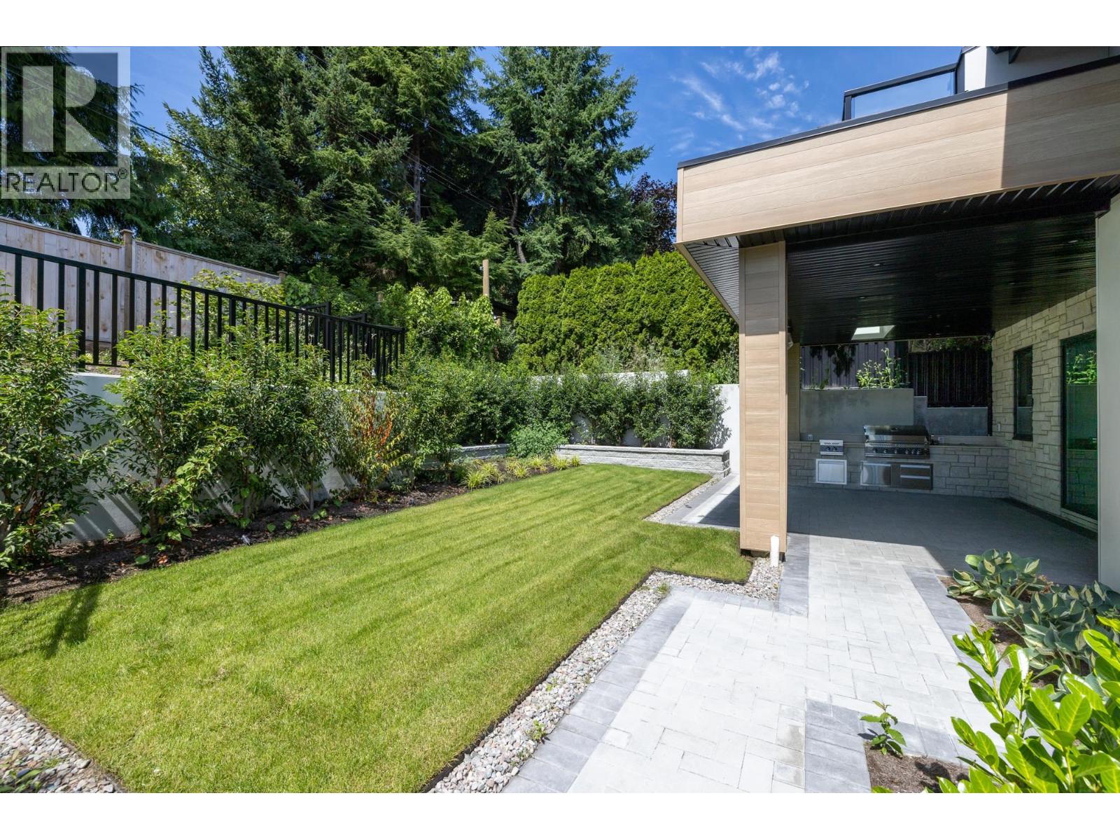 1385 19th Street, West Vancouver, British Columbia  V7V 3X4 - Photo 34 - R3048900